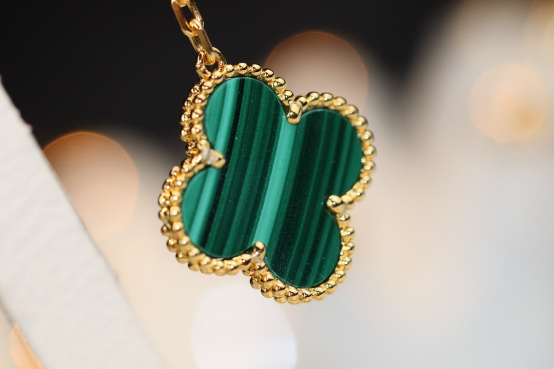 [Marin]CLOVER EARRINGS GOLD MALACHITE DIAMOND 3 MOTIF