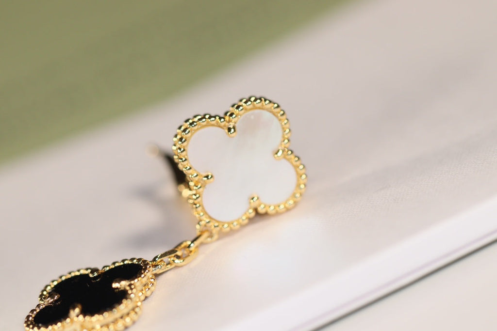 [Marin]CLOVER EARRINGS GOLD ONYX MOP 3 MOTIF