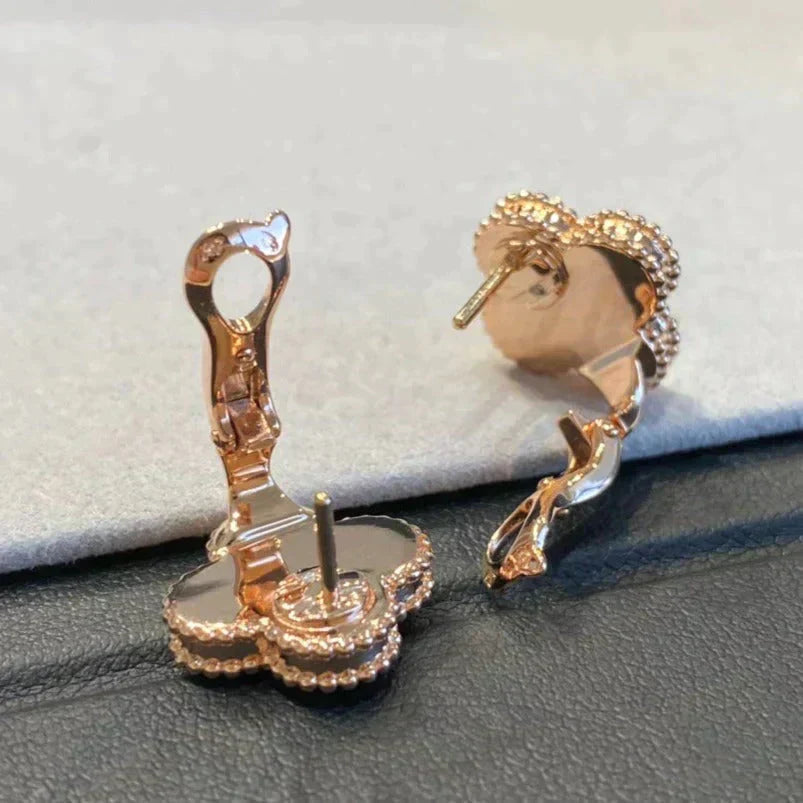 [Marin]CLOVER MEDIUM 1 MOTIFS GRAY MOP  DIAMOND EARRINGS