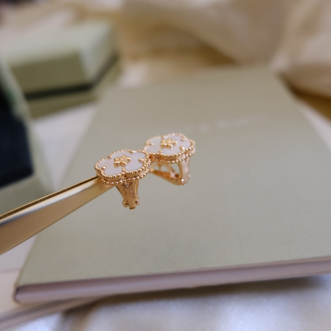 [Marin]LUCKY PINK GOLD WHITE MOP EARRINGS