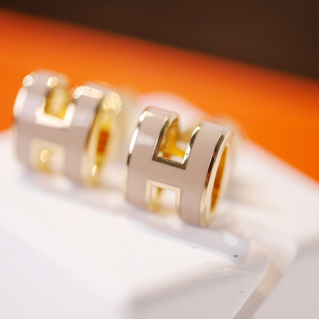 [Marin]MINI POP H GOLD EARRINGS GREY
