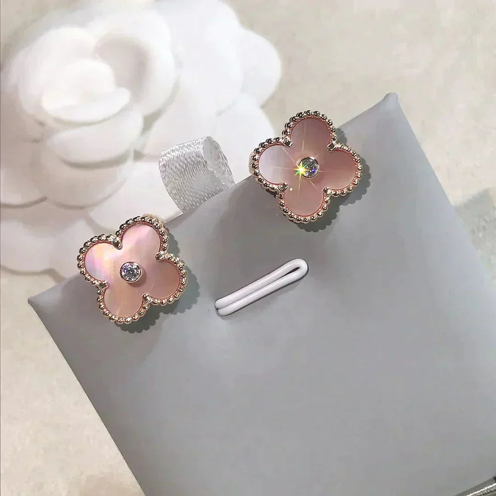 [Marin]BOUCLES D'OREILLES CLOVER MEDIUM 1 MOTIFS NŒUD PAPILLON ROSE DIAMANT
