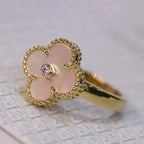 [Marin]ANNEAU DE SERPILLIÈRE ROSE TRÈFLE EN OR ET DIAMANT