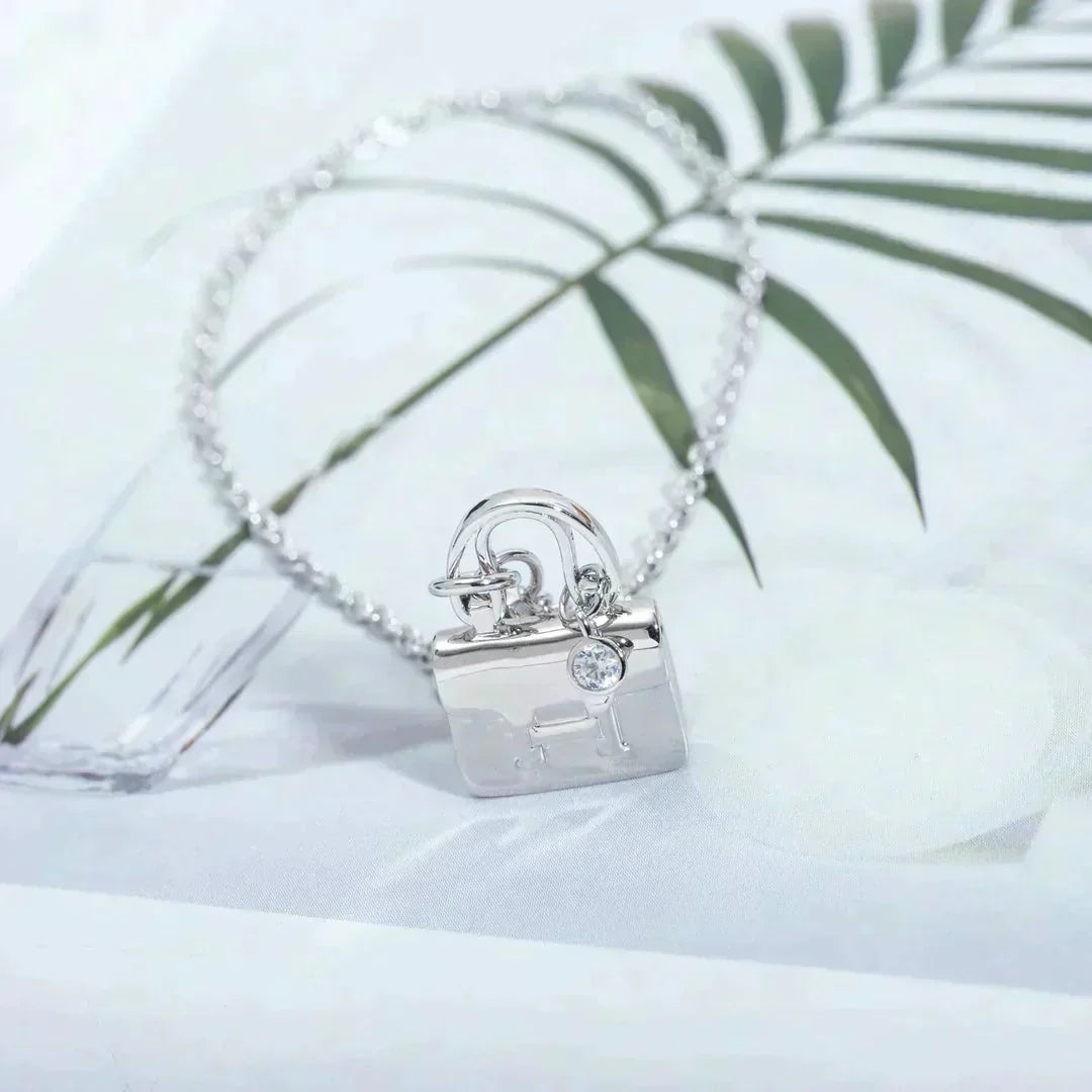 [Marin]AMULETTE PEDANT SILVER NECKLACE