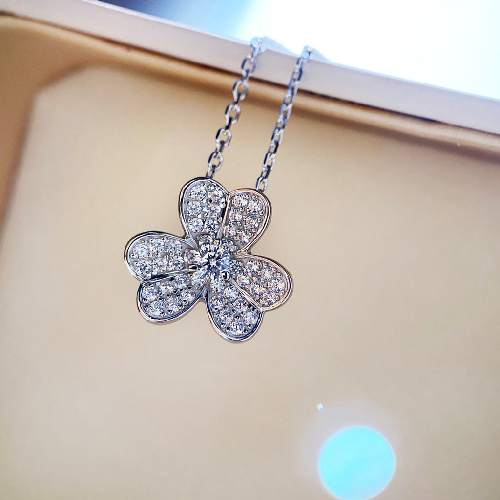 [Marin]CLOVER DIAMOND NECKLACE SILVER