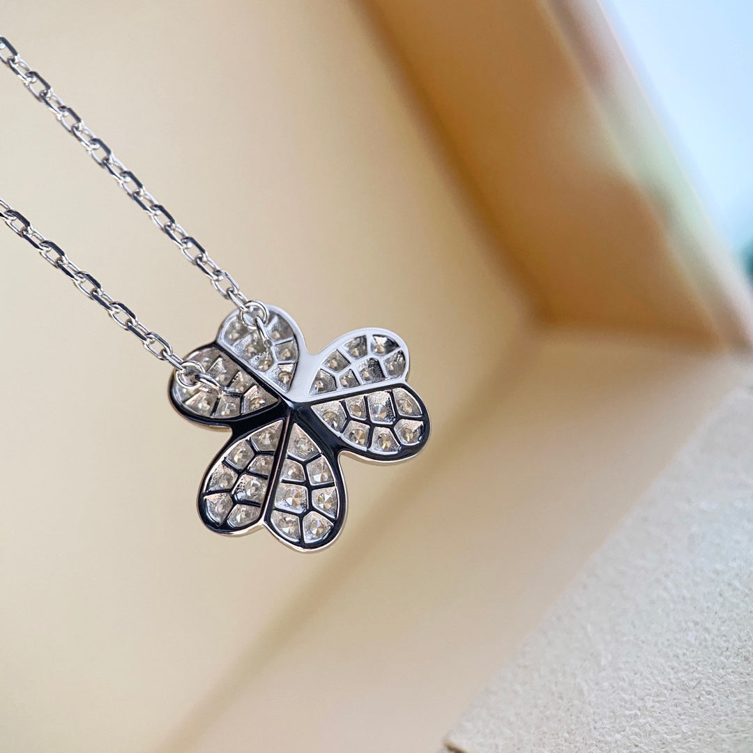 [Marin]CLOVER DIAMOND NECKLACE SILVER