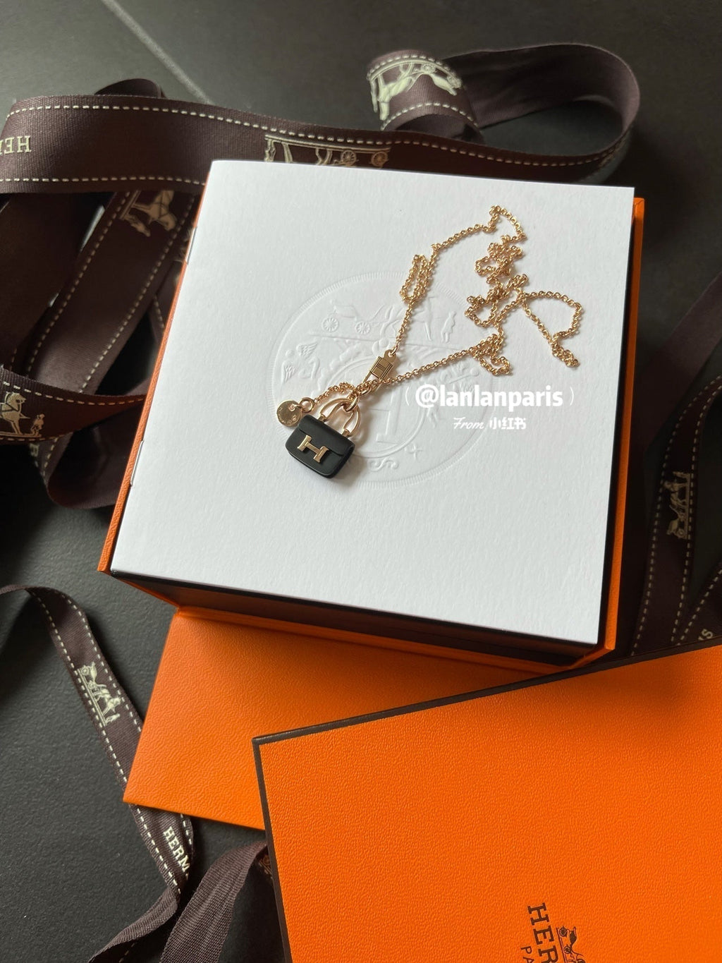 [Marin]COLLIER PENDENTIF OR ROSE CONSTANCE BLACK