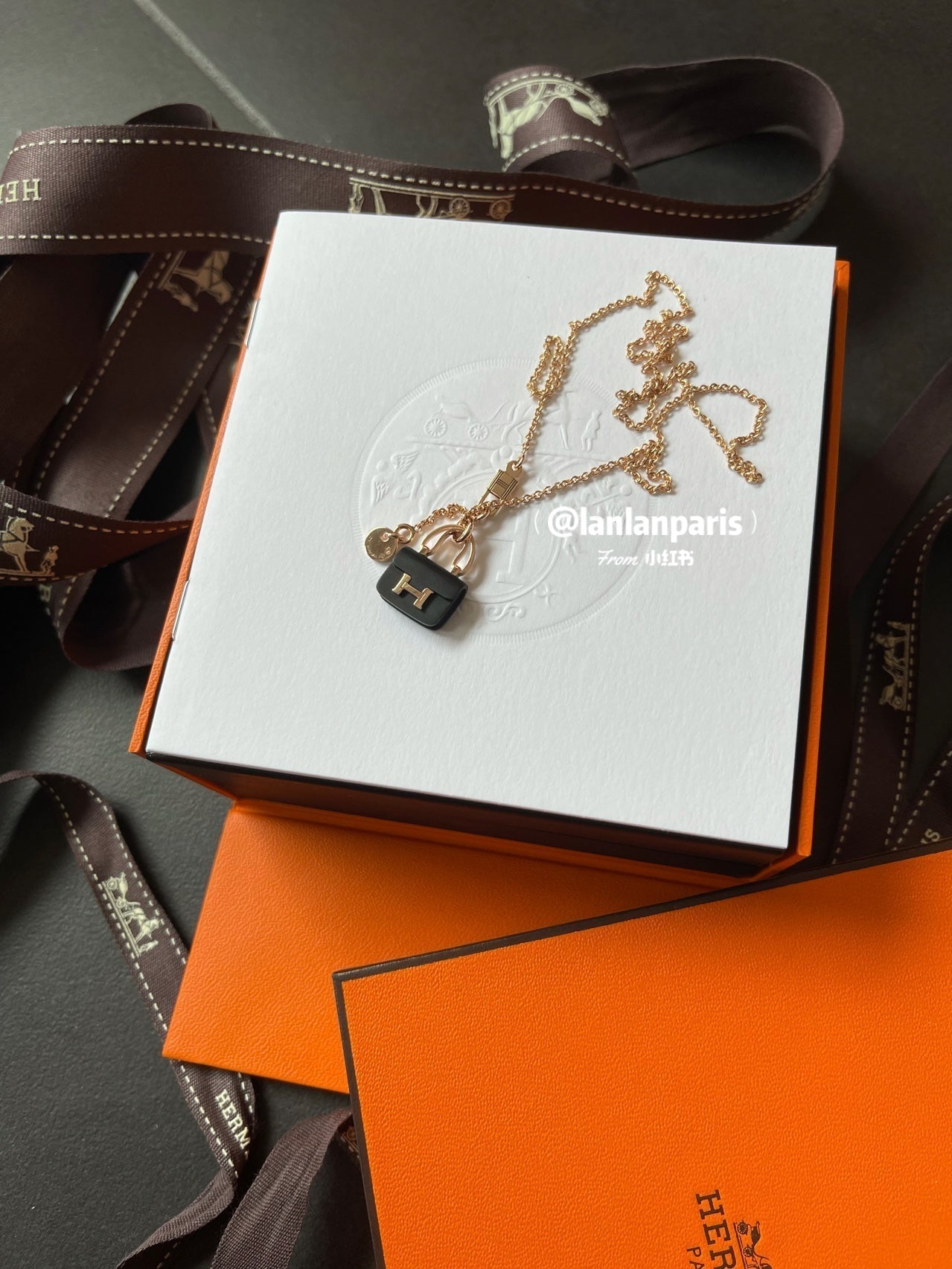 [Marin]CONSTANCE BLACK PEDANT PINK GOLD NECKLACE