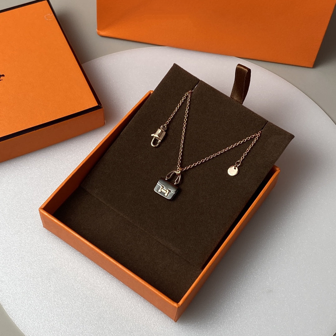 [Marin]CONSTANCE BLACK PEDANT PINK GOLD NECKLACE