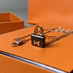 [Marin]COLLIER PENDENTIF OR ROSE CONSTANCE BLACK
