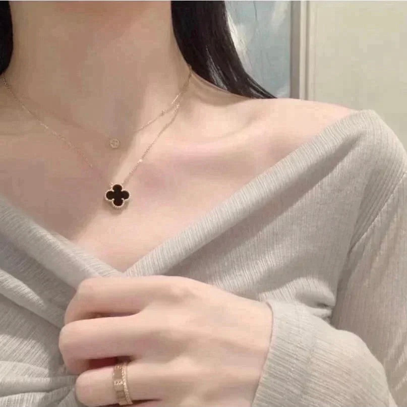 [Marin]CLOVER 15MM BLACK ONYX SINGLE FLOWER NECKLACE