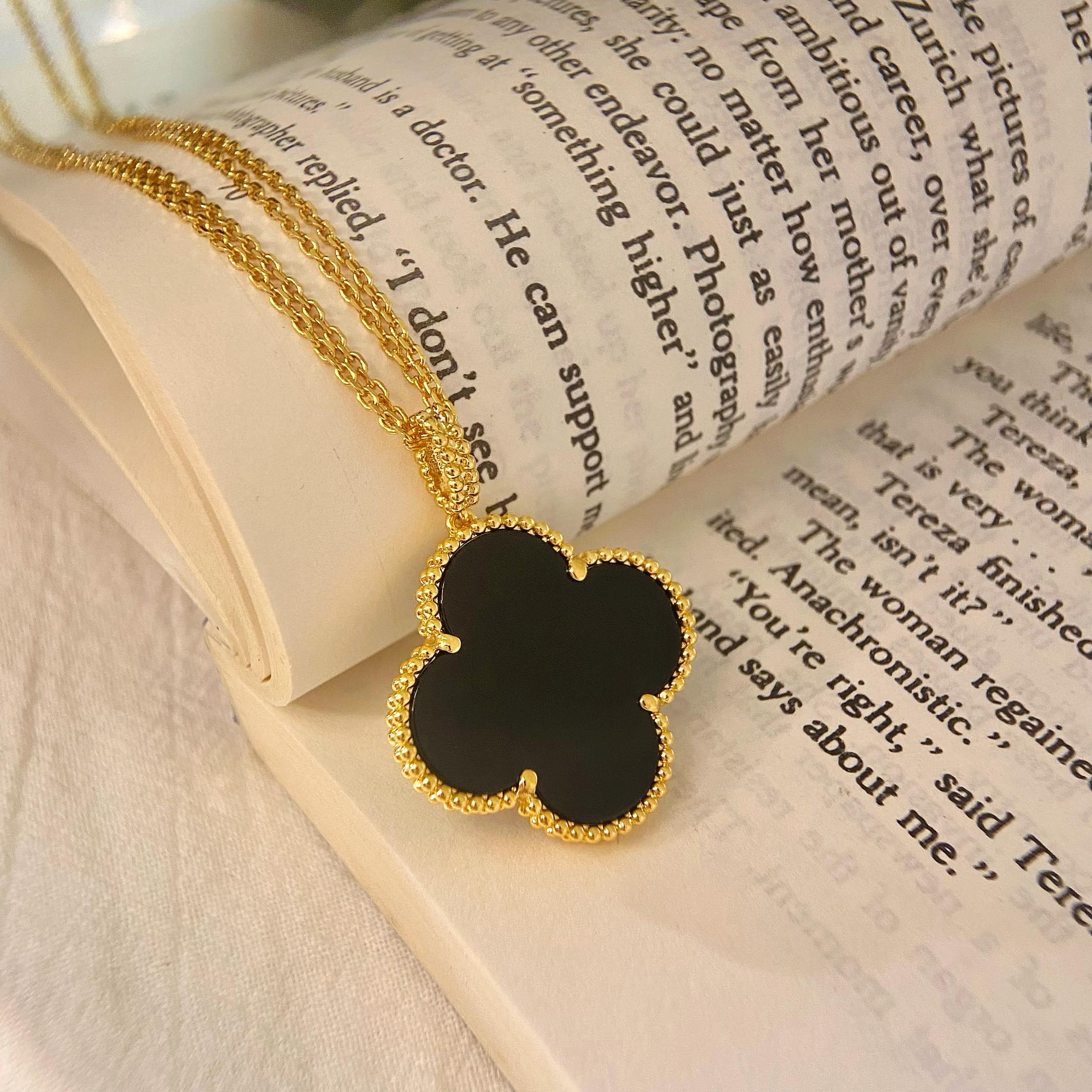 [Marin]CLOVER 25MM NECKLACE GOLD ONYX