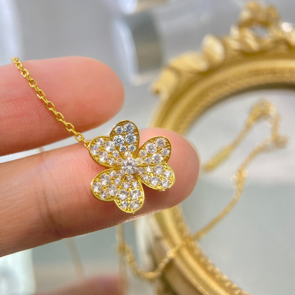 [Marin]FLOWER DIAMOND NECKLACE