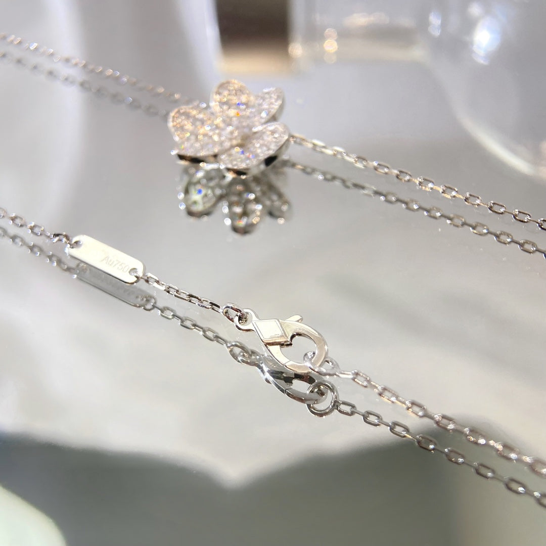[Marin]FLOWER DIAMOND NECKLACE