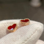 [Marin]HEART CARNELIAN STUD EARRINGS