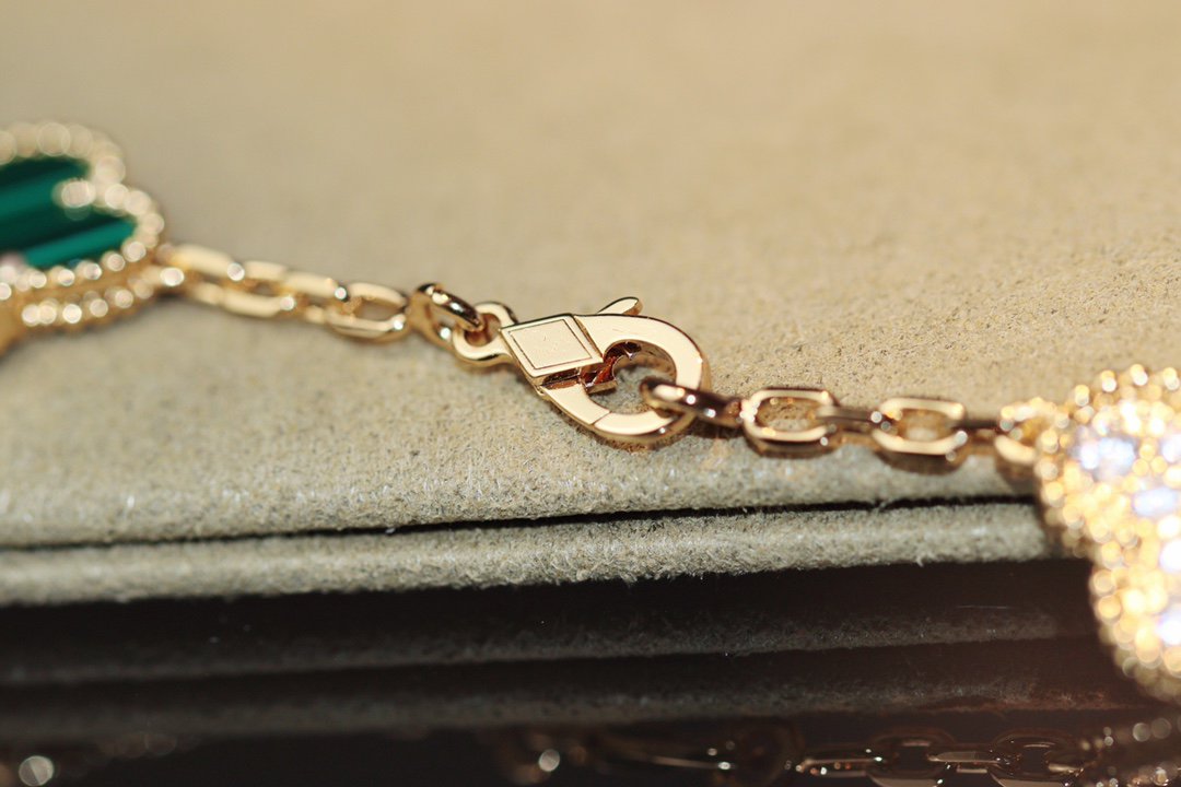 [Marin]CLOVER 20 MOTIFS ONYX ROSE GOLD