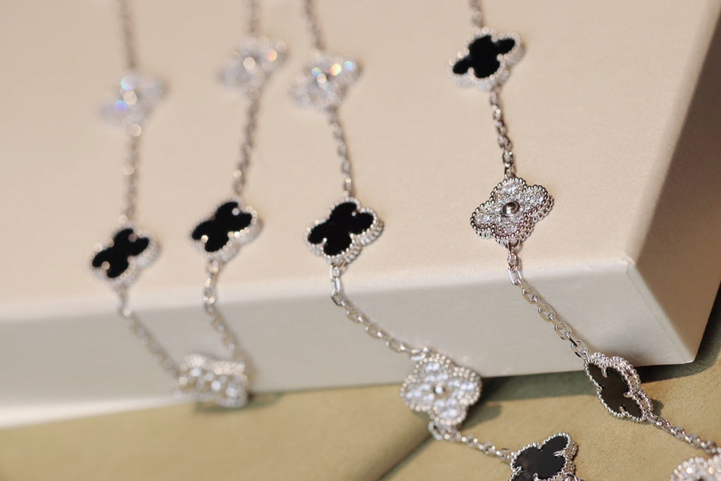 [Marin]CLOVER 20 MOTIFS ONYX DIAMOND SILVER