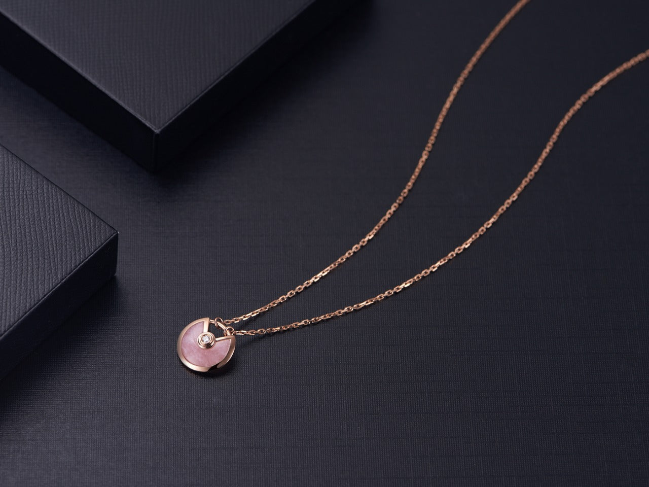 [Marin]AMULETTE ROSE GOLD PINK MOP NECKLACE