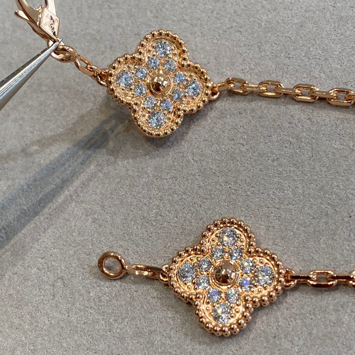 [⭐Shinejoy] CLOVER 5 MOTIF FULL DIAMOND BRACELET COLLECTION
