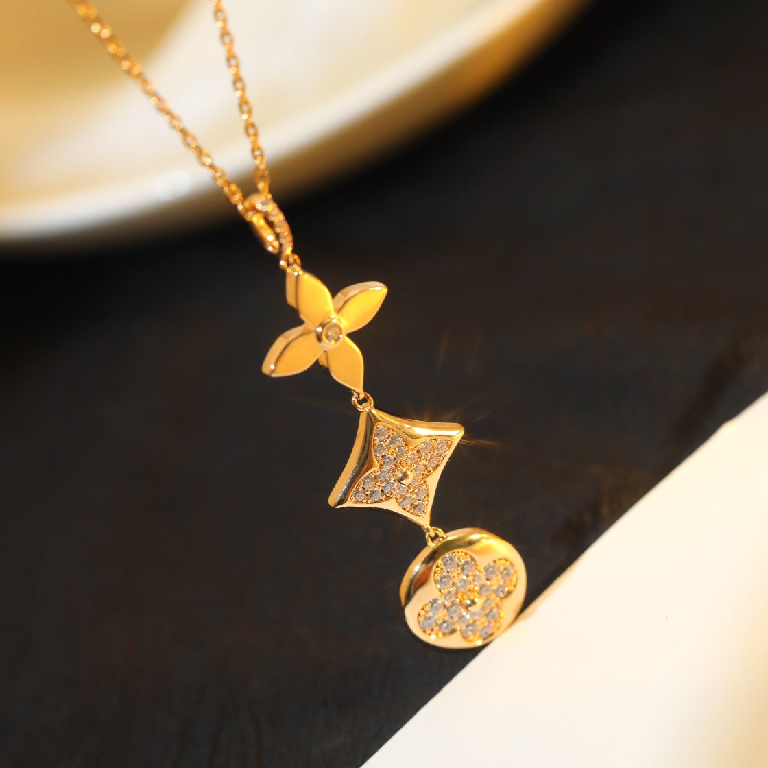 [Marin]STAR AND SUN DIAMOND PINK GOLD NECKLACE