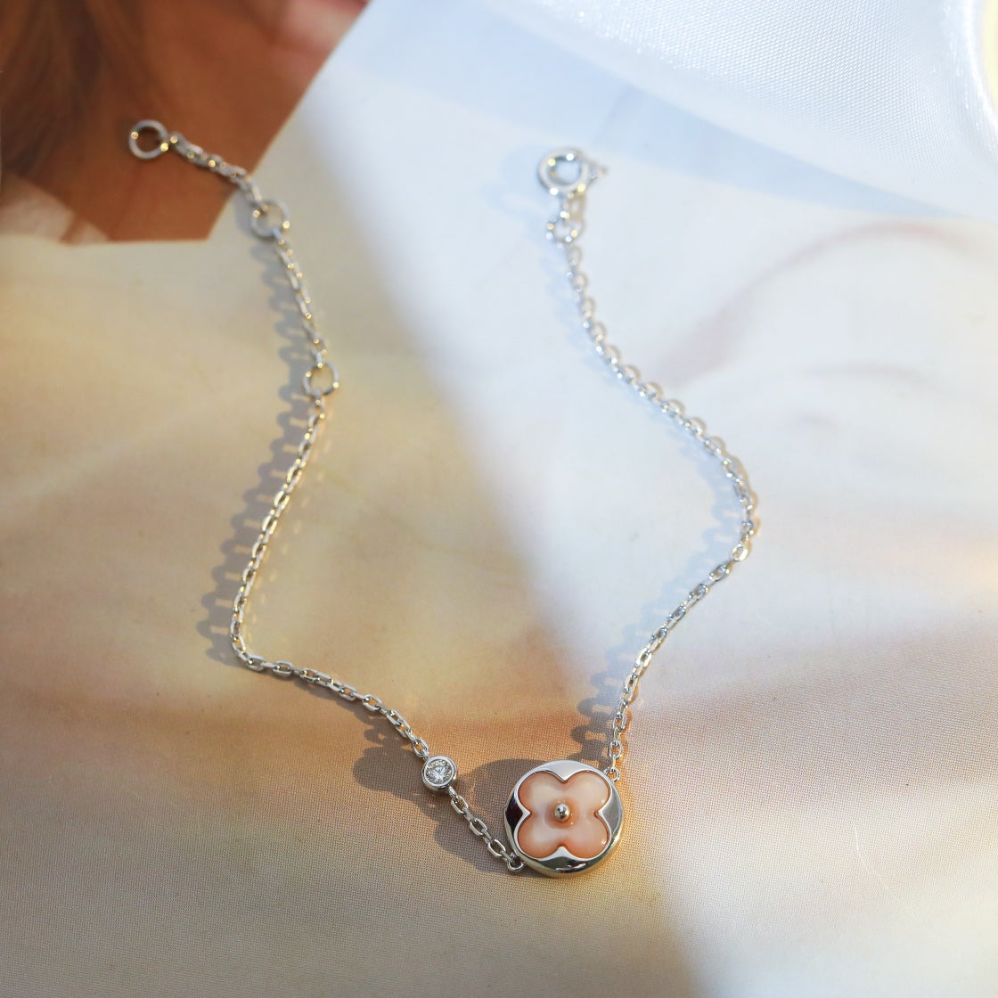 [Marin]SUN MOTIF PINK MOP SILVER BRACELET