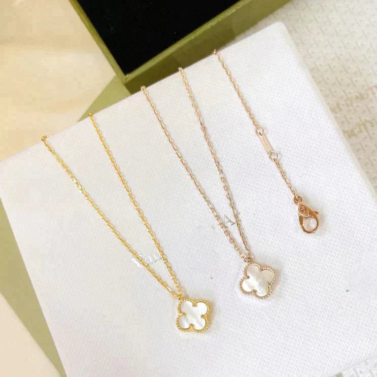 [Marin]CLOVER MINI 9.5MM WHITE MOTHER-OF-PEARL NECKLACE