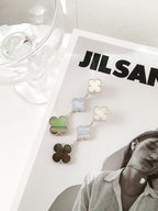 [Marin]CLOVER 3 MOTIFS CHALCEDONY DARK MOP SILVER EARRINGS