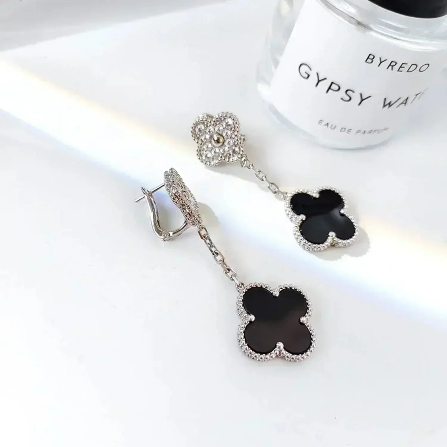 [Marin]CLOVER 2 MOTIFS  DIAMOND ONYX EARRINGS SILVER