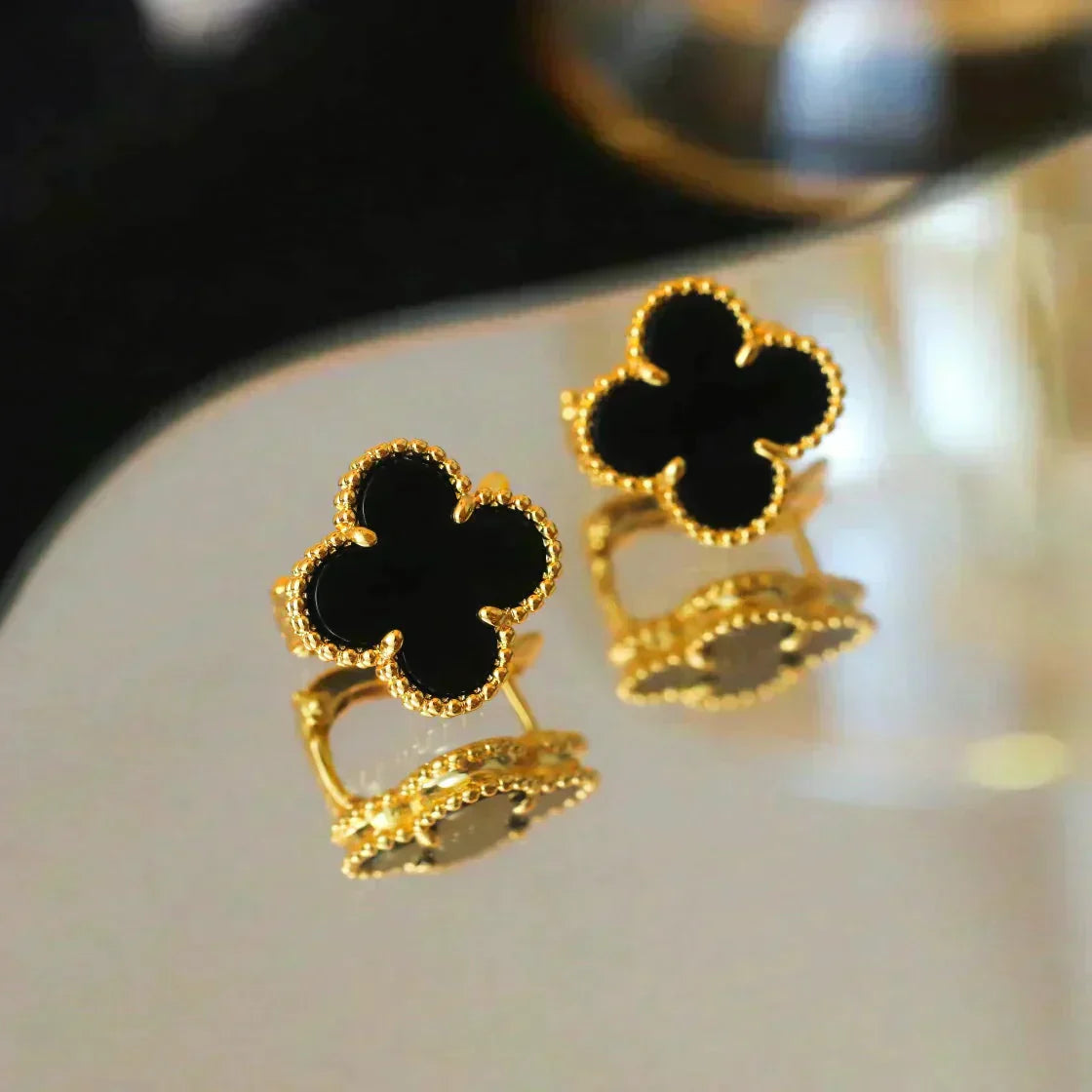 [Marin]CLOVER MEDIUM 1 MOTIFS  ONYX STUD EARRINGS