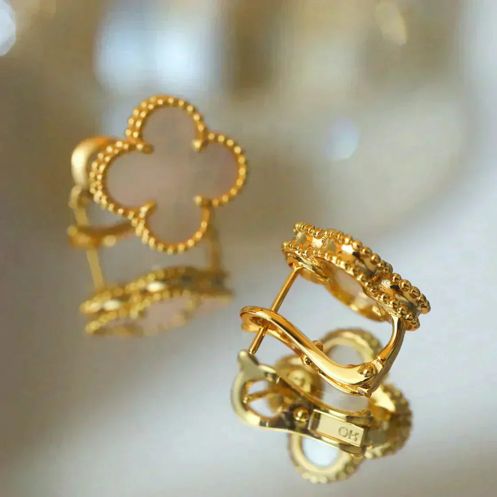 [Marin]CLOUS D'OREILLES CLOVER MEDIUM 1 MOTIF NACRE BLANCHE