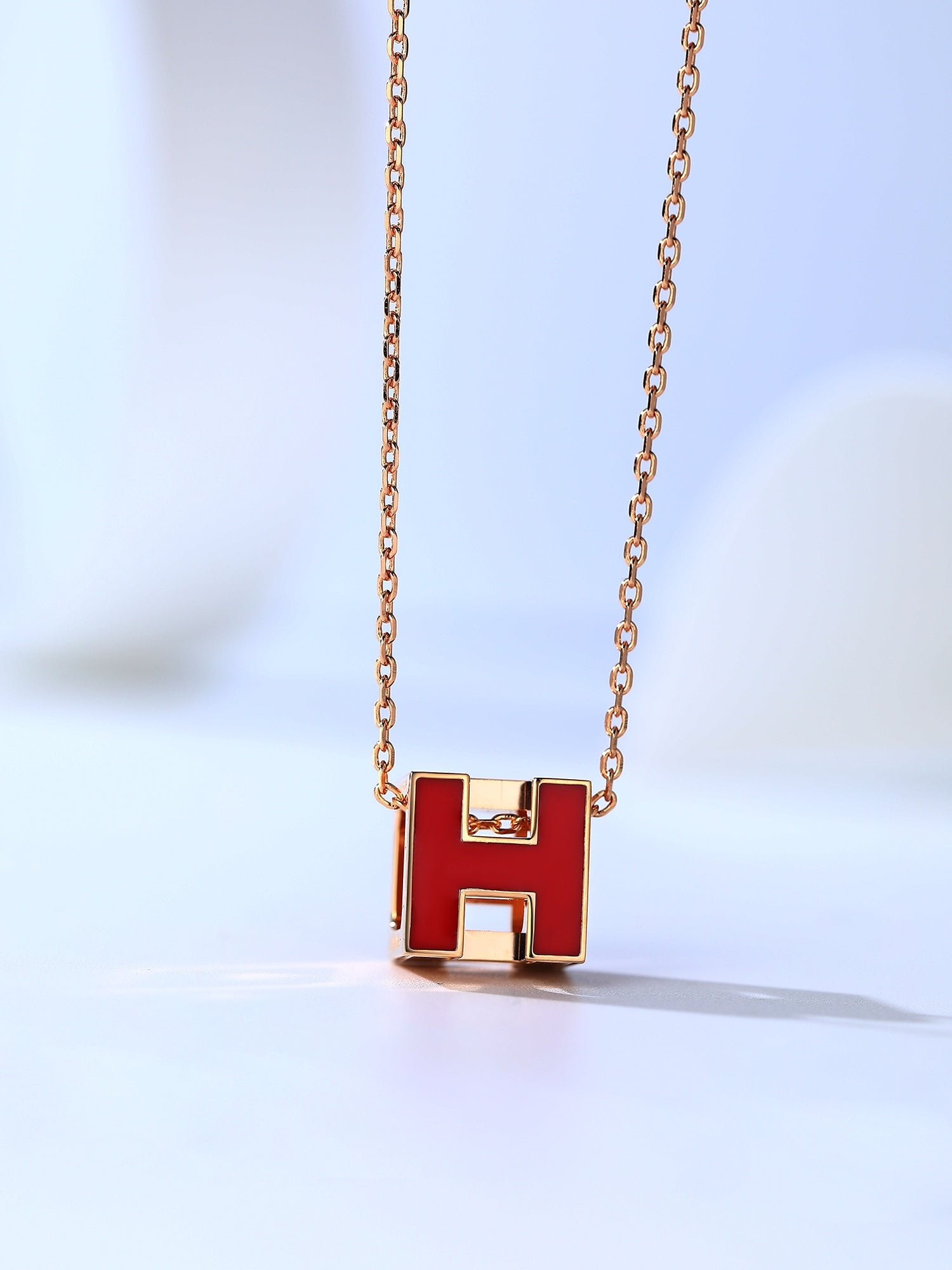 [Marin]H CAGE PINK GOLD NECKLACE