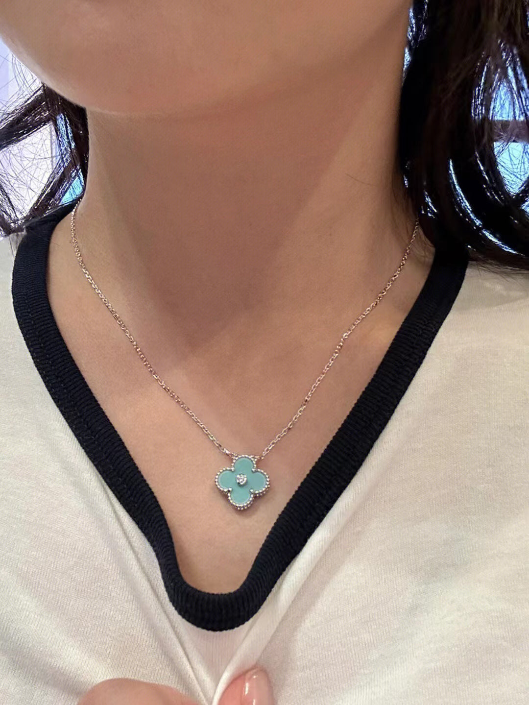 [Marin]CLOVER 1 DIAMOND LIGHT BLUE SILVER NECKLACE
