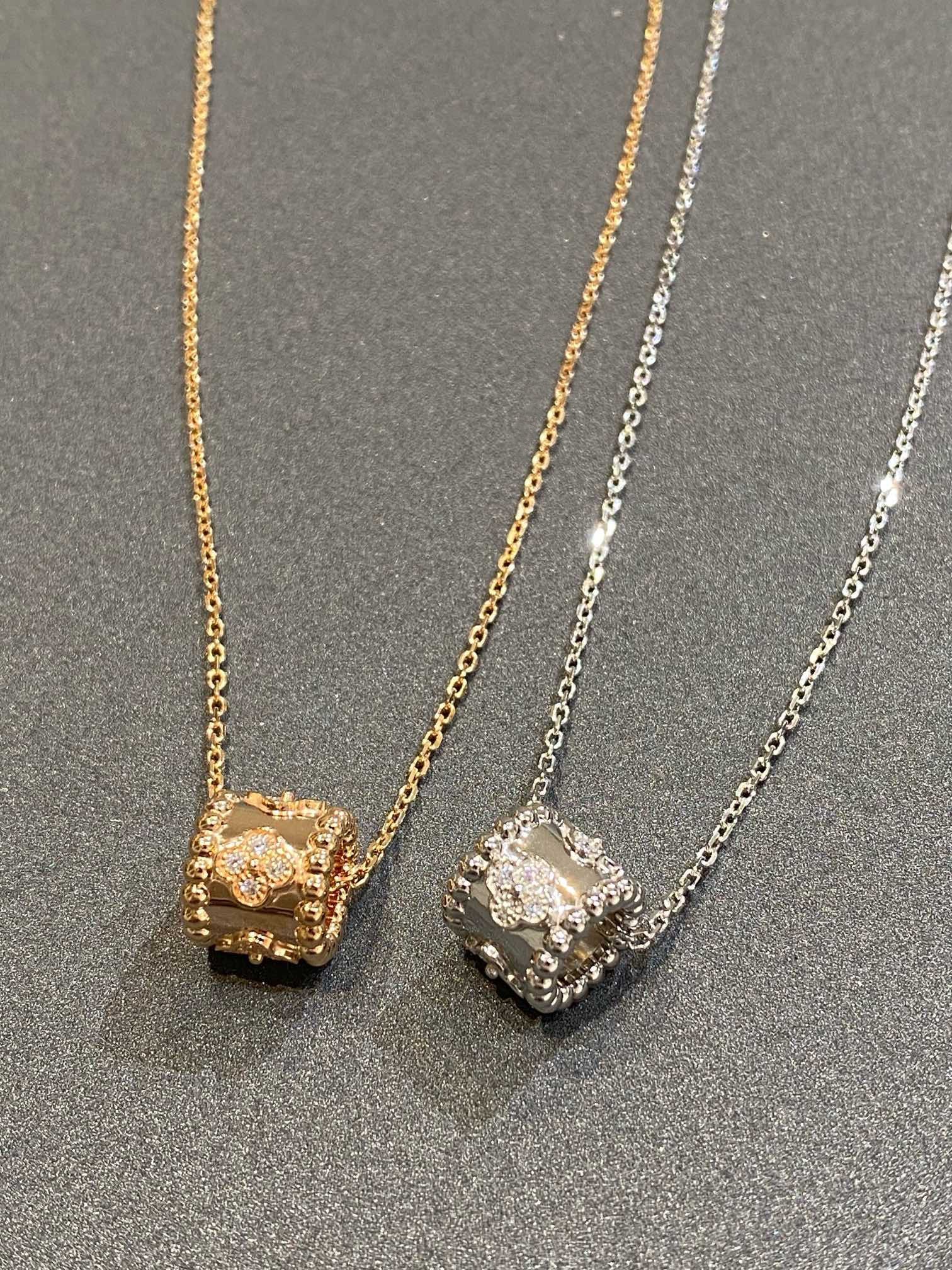 [Marin]PERLEE PEDANT SIVLER DIAMOND NECKLACE