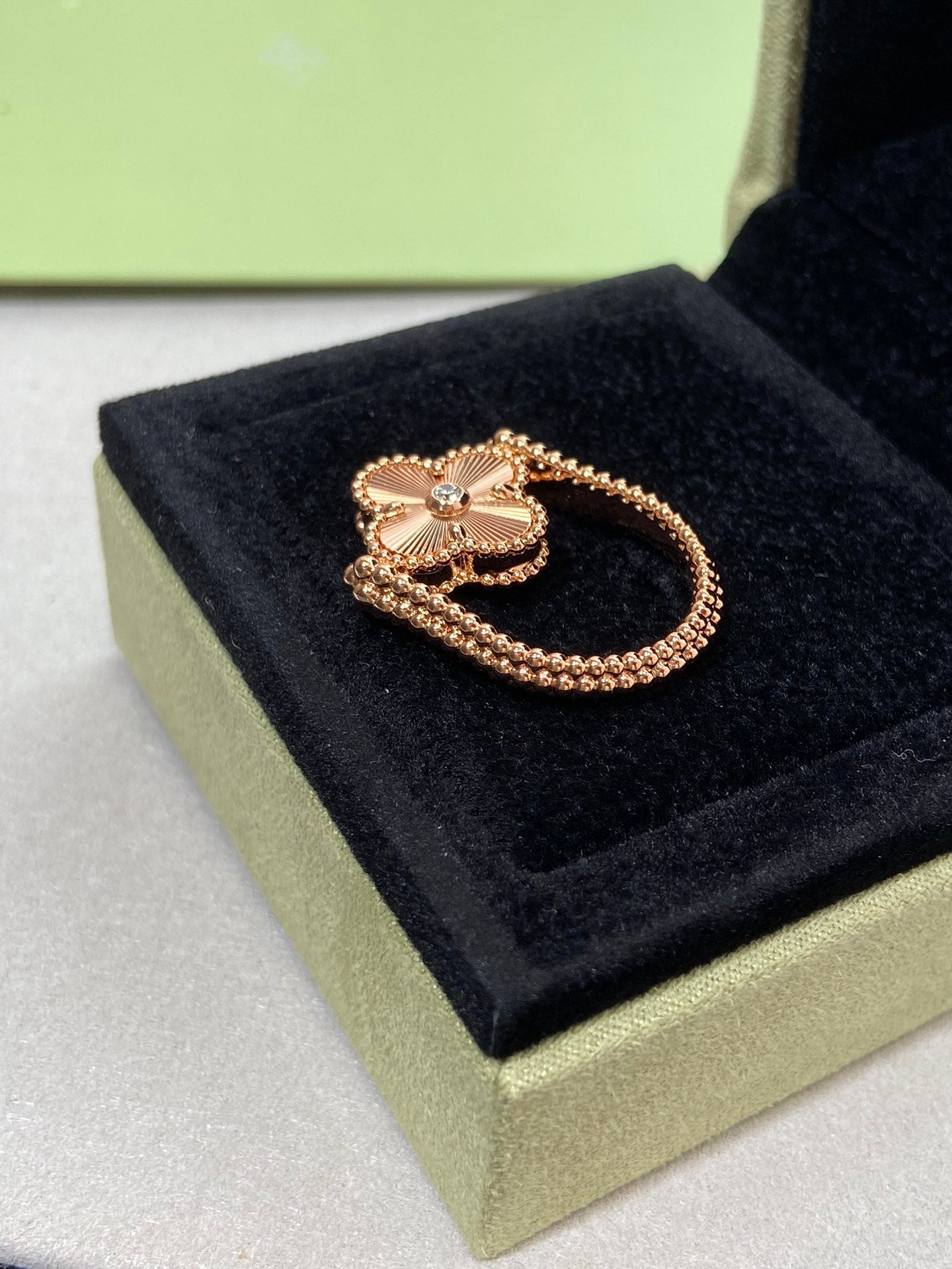 [Marin]CLOVER RIVERSIBLE ROSE GOLD RING