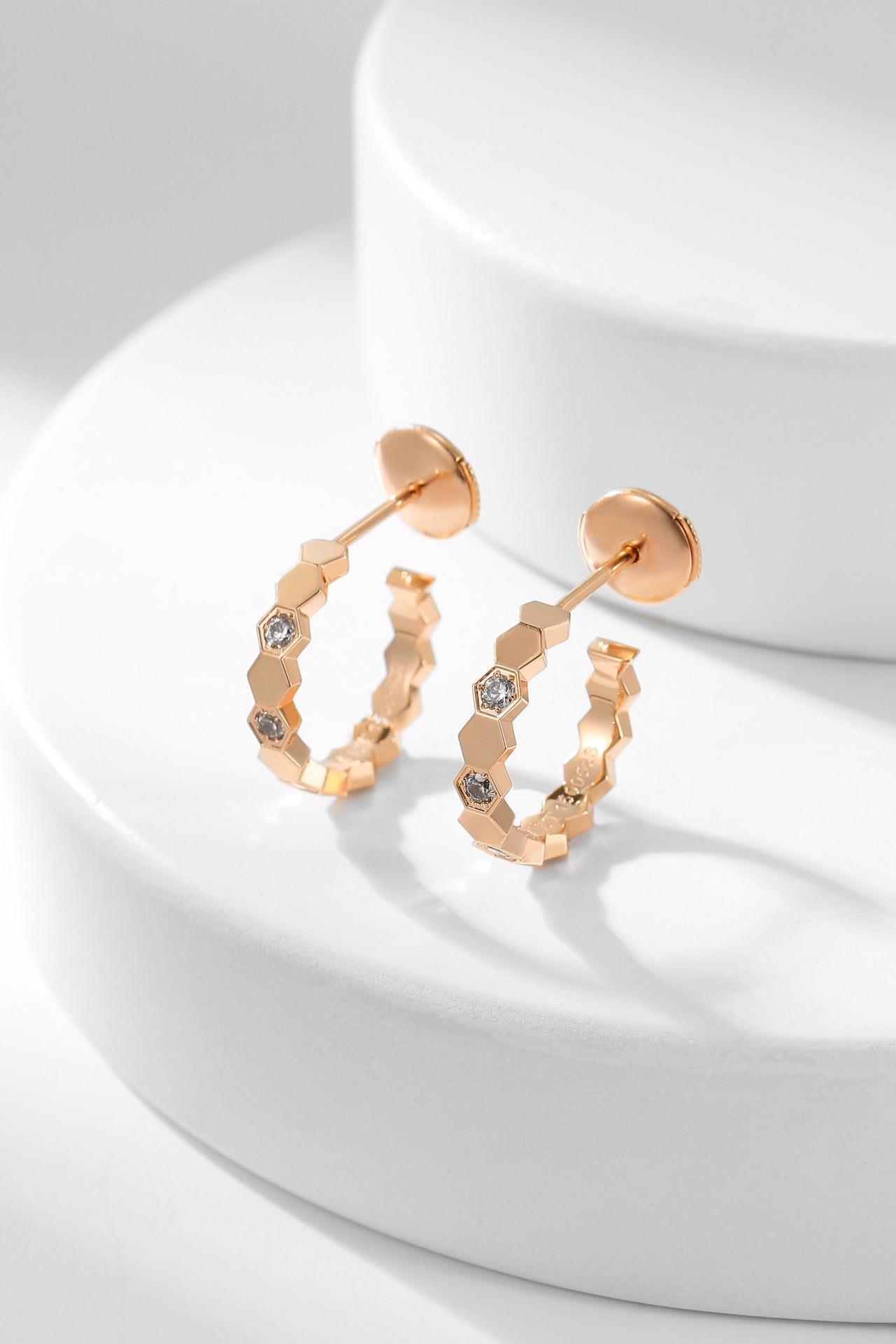 [Marin]BEE LOVE DIAMOND HOOP EARRINGS
