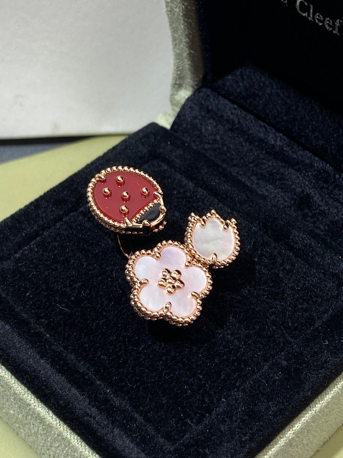 [Marin]LUCKY 3 MOTIF ROSE GOLD RING