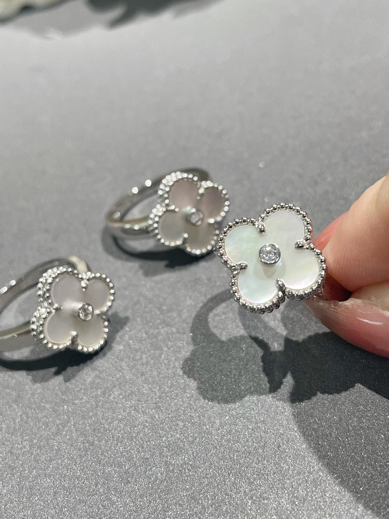 [Marin]BAGUE EN DIAMANT CLOVER SILVER MOP