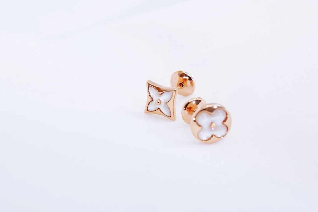 [Marin]STAR AND SUN PINK GOLD MOP STUD EARRINGS