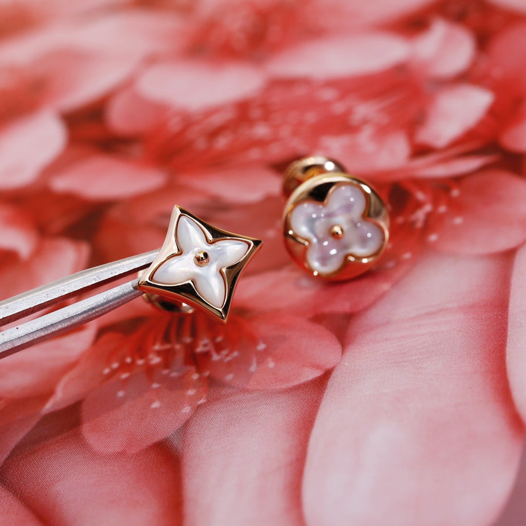 [Marin]STAR AND SUN PINK GOLD MOP STUD EARRINGS