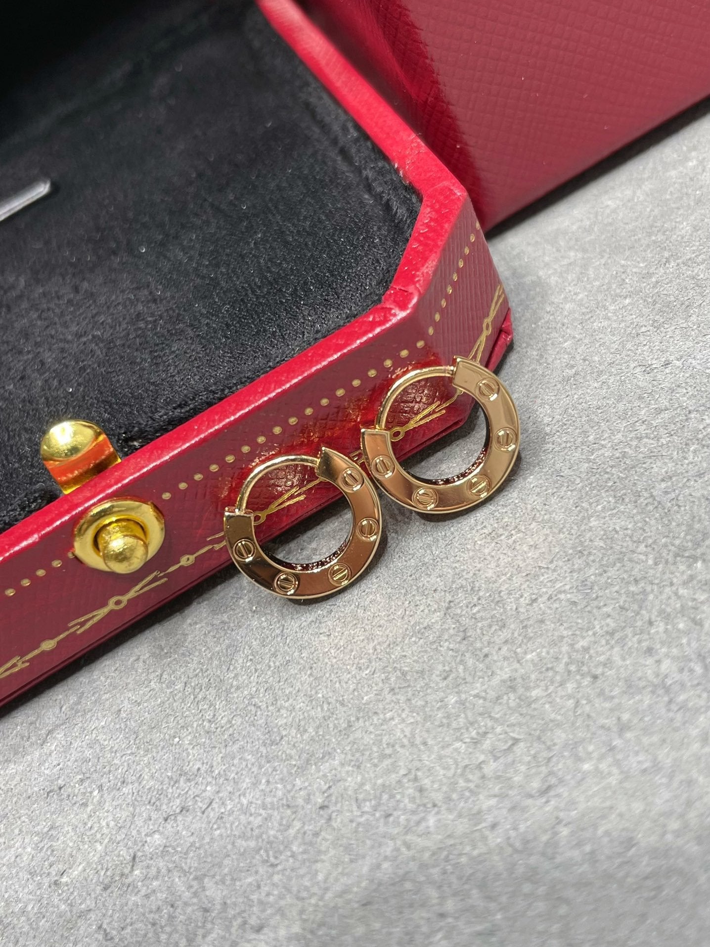 [Marin]LOVE MINI EARRINGS