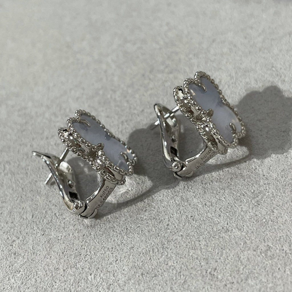 [Marin]CLOVER CHALCEDONY SILVER STUD EARRINGS