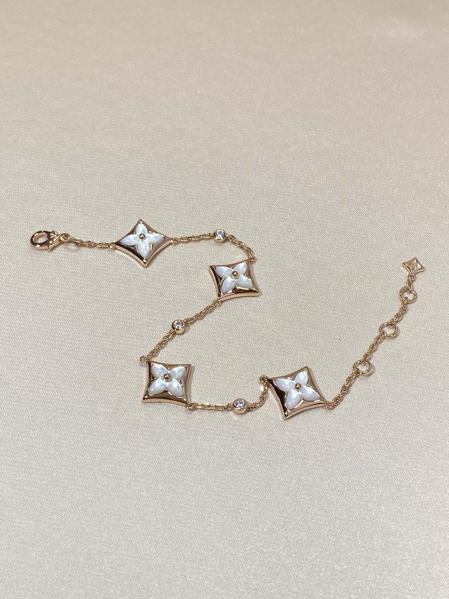 [Marin]STAR 4 MOTIF MOP DIAMOND PINK GOLD BRACELET