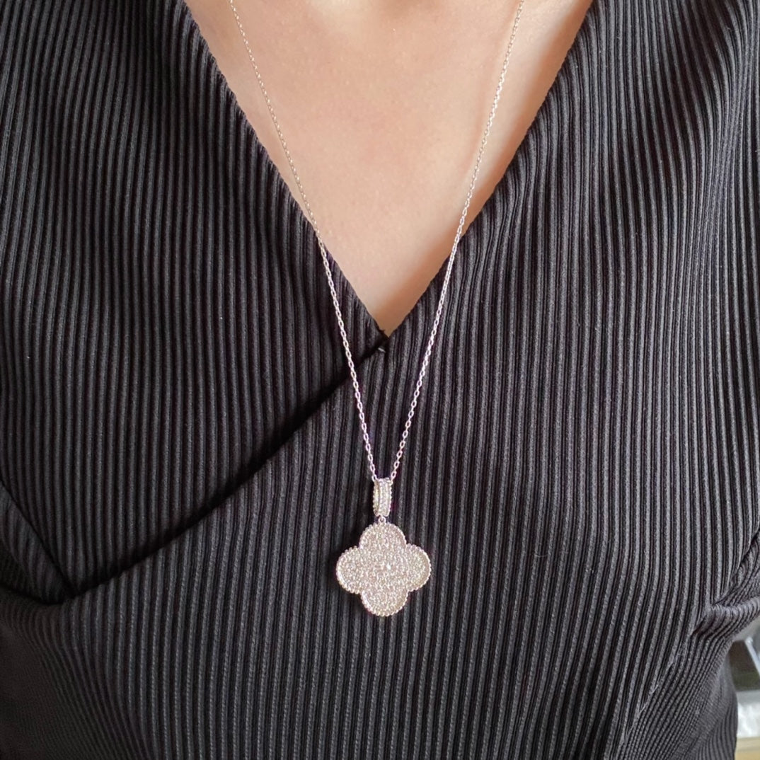 [Marin]CLOVER 25MM LARGE PEDANT DIAMOND PAVED LONG NECKLACE
