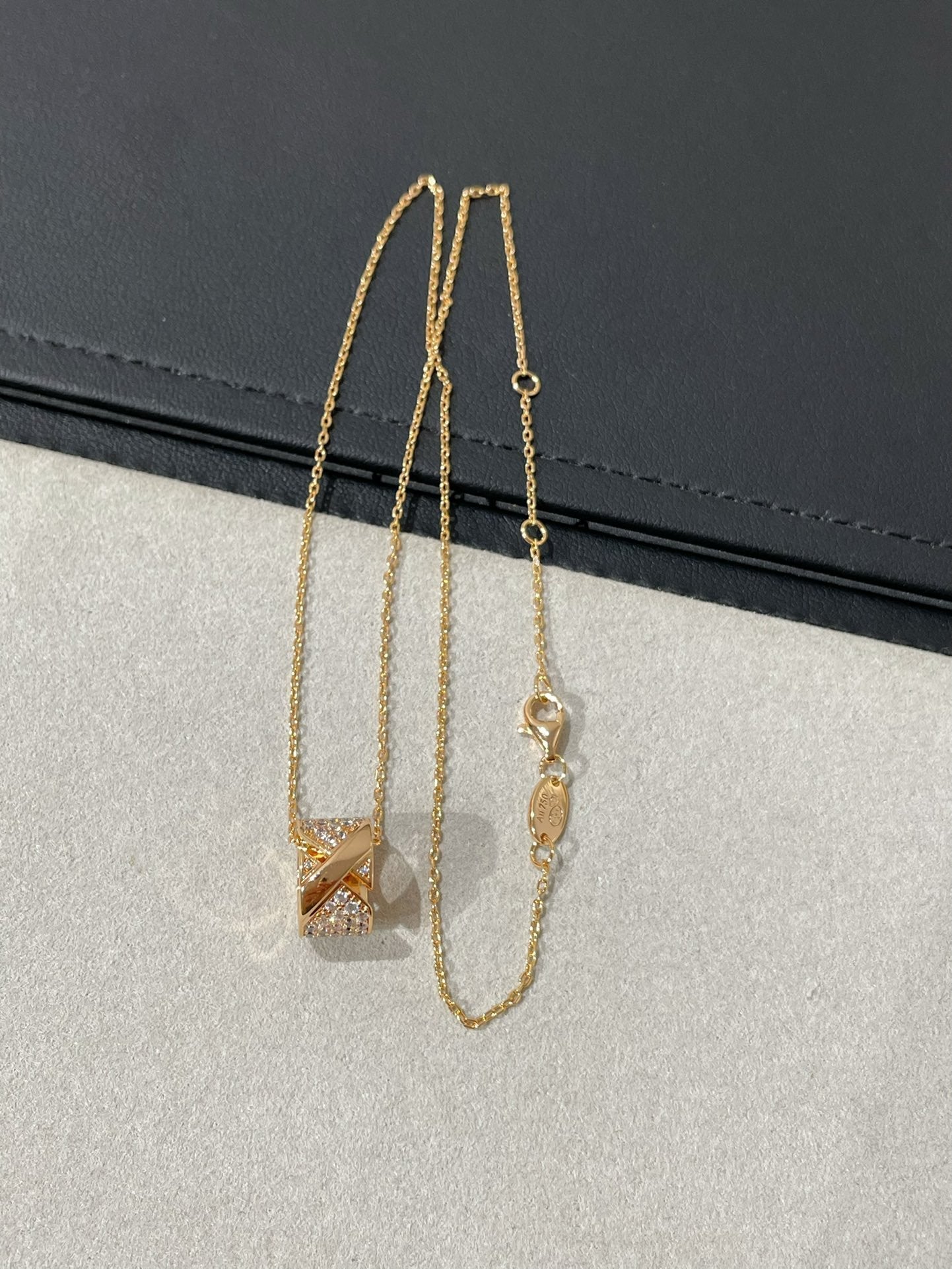 [Marin]LIENS EVIDENCE DIAMOND PAVED NECKLACE