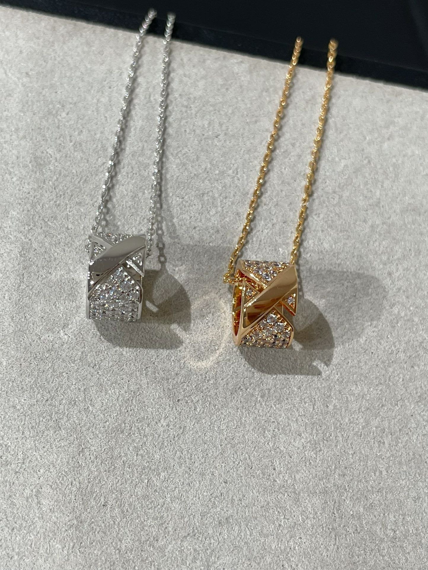 [Marin]LIENS EVIDENCE DIAMOND PAVED NECKLACE