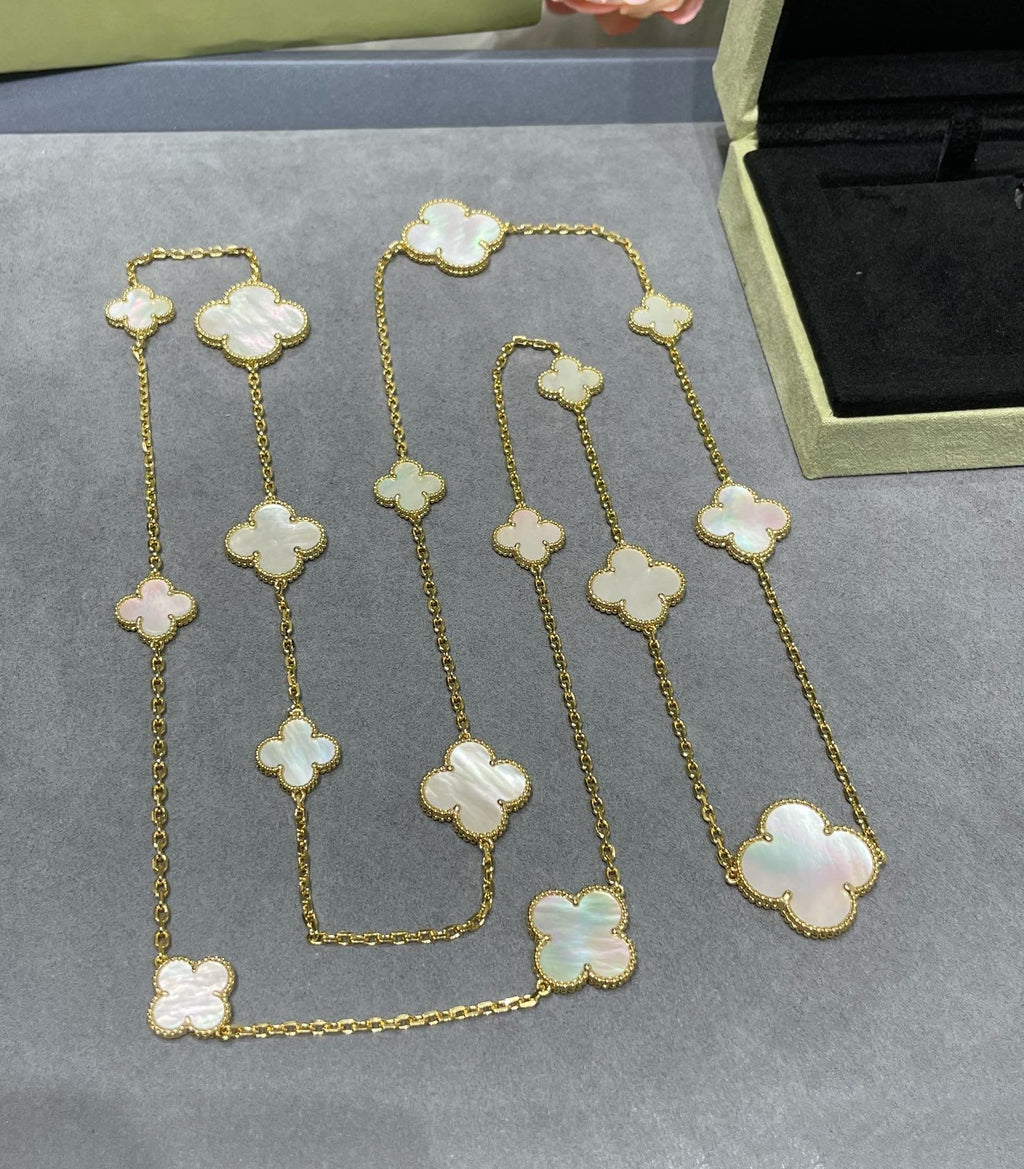 [Marin]CLOVER 16 MOTIF WHITE MOP GOLD NECKLACE