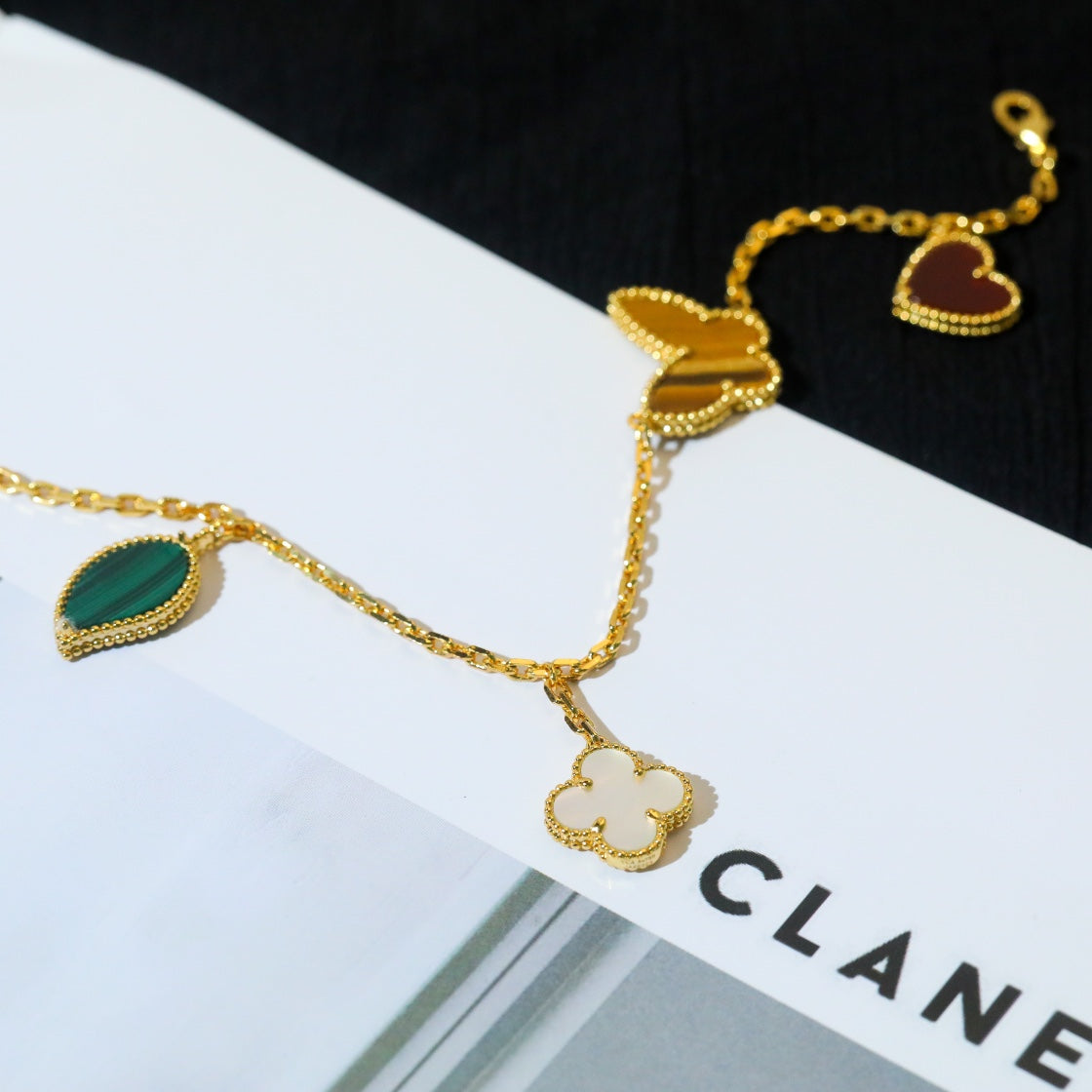 [Marin]LUCKY SPRING 5 MOTIF GOLD BRACELET