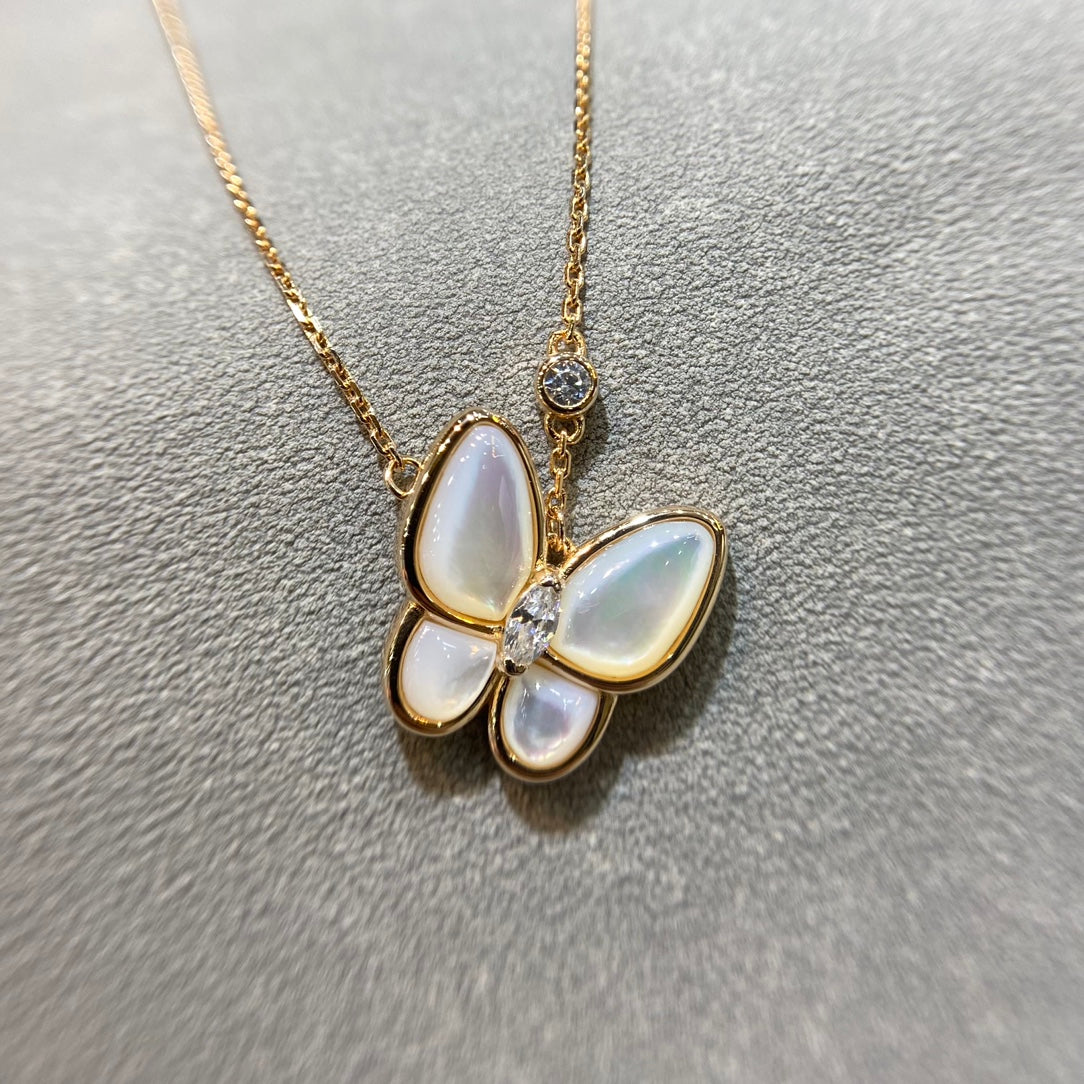 [Marin]BUTTERFLY MOP DIAMOND NECKLACE