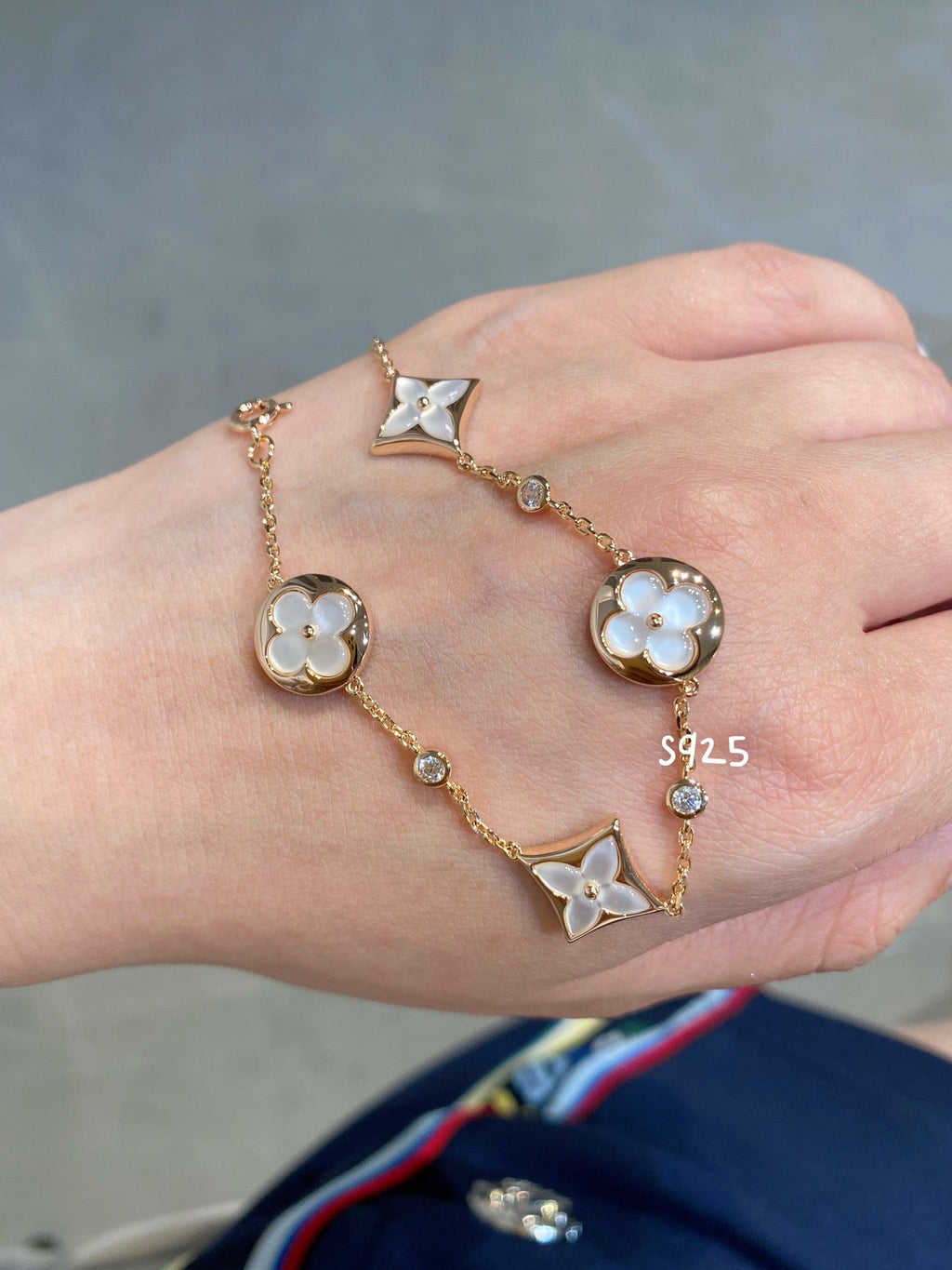 [Marin]STAR AND SUN 4 MOTIF WHITE MOP PINK GOLD BRACELET