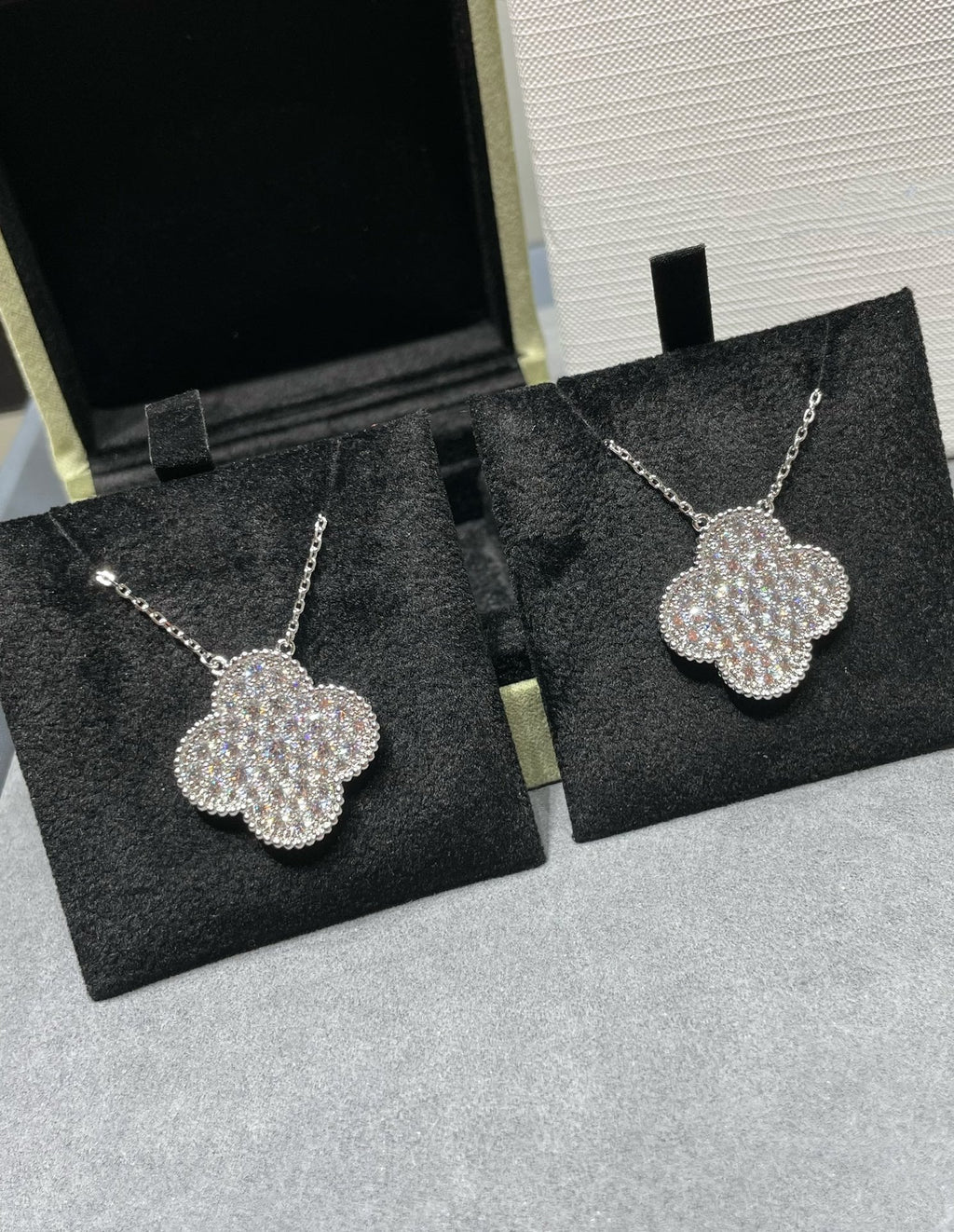 [Marin]CLOVER 25MM ラージペンダント ダイヤモンドパヴェ シルバーネックレス